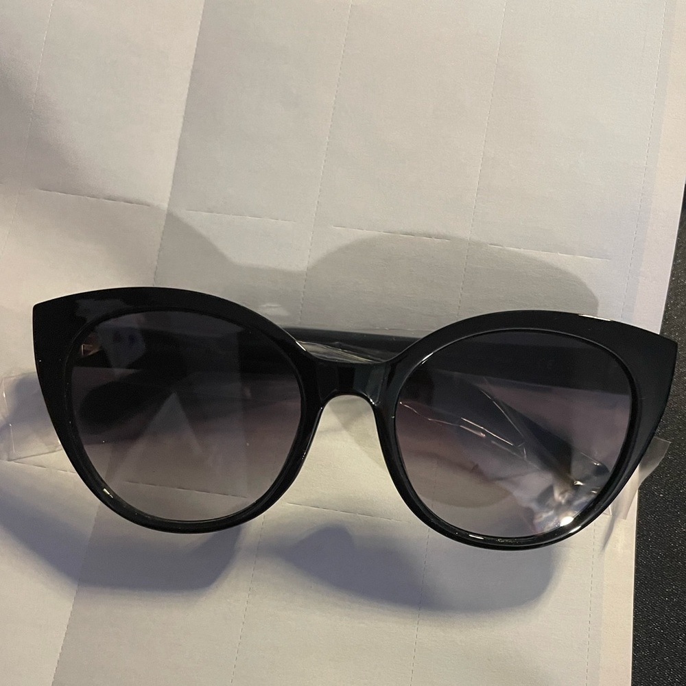Kate spade sunglasses (new)